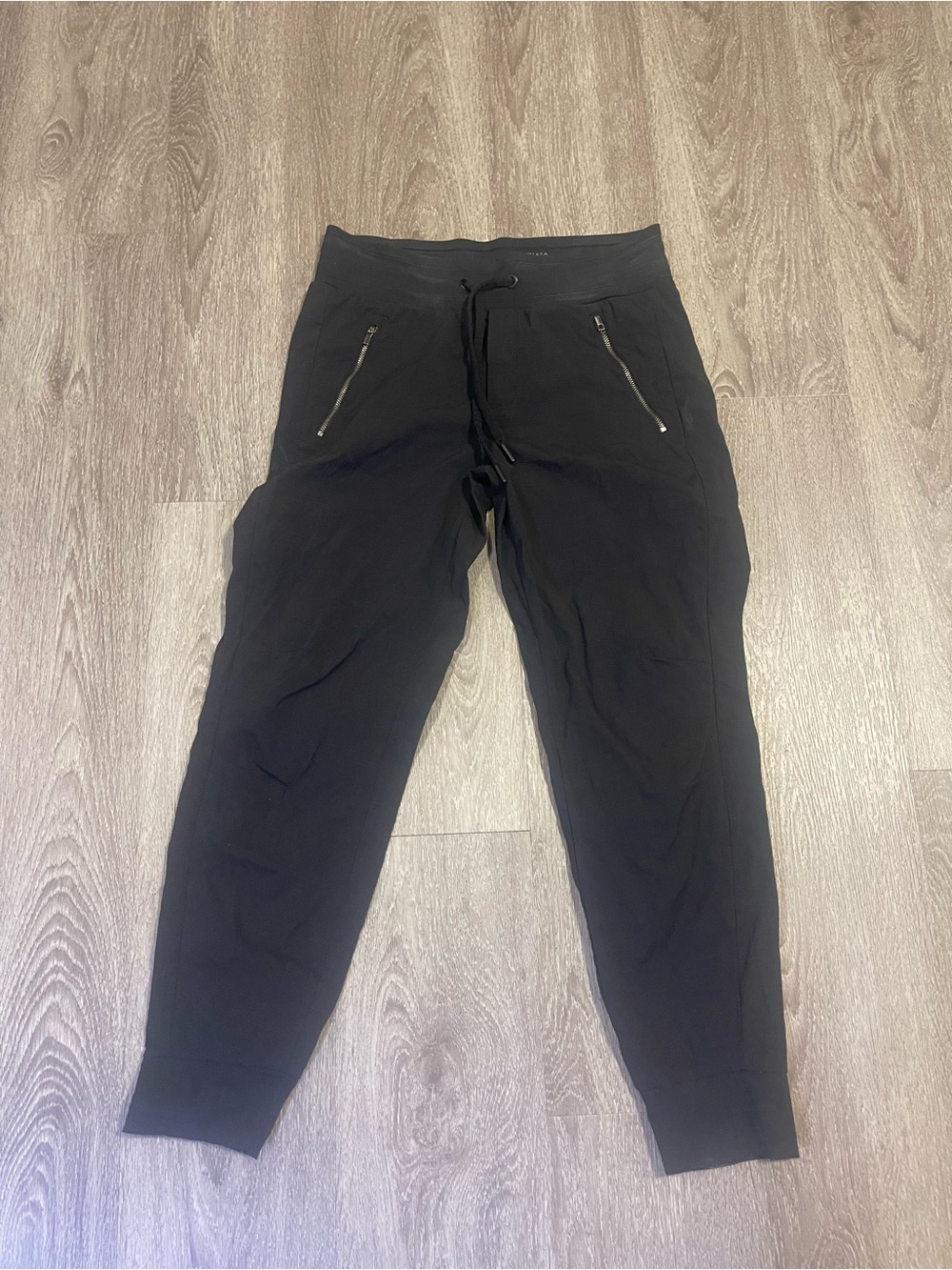 Athleta Trekkie North Jogger Black Sz. 4 Zip Pockets Adjust Nylon Stretch